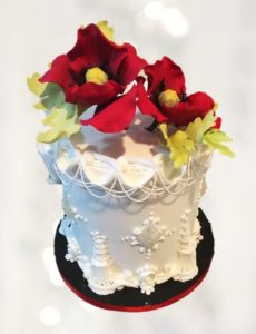 Victorian cake with poppies